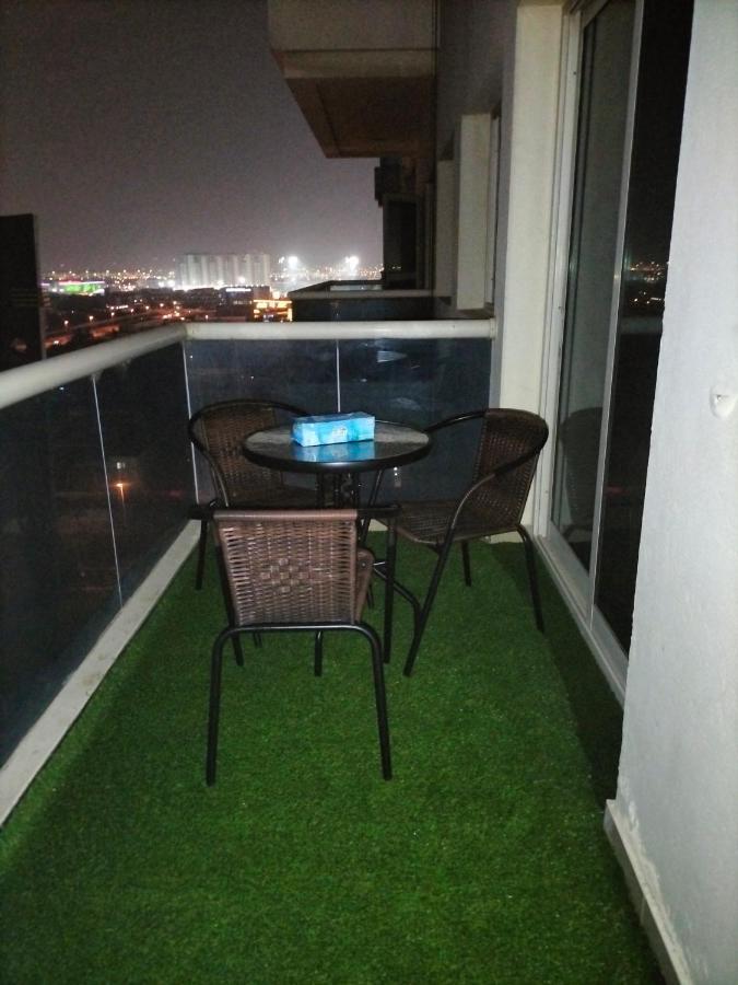 Bedspace, Hostel And Accomodation Al Nahda 2 Dubaj Kültér fotó