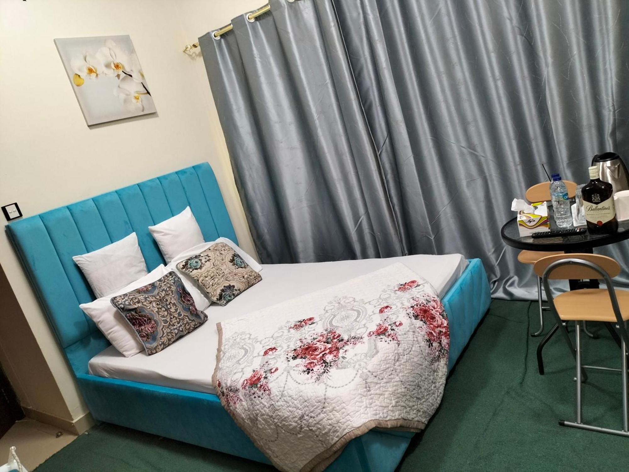 Bedspace, Hostel And Accomodation Al Nahda 2 Dubaj Kültér fotó